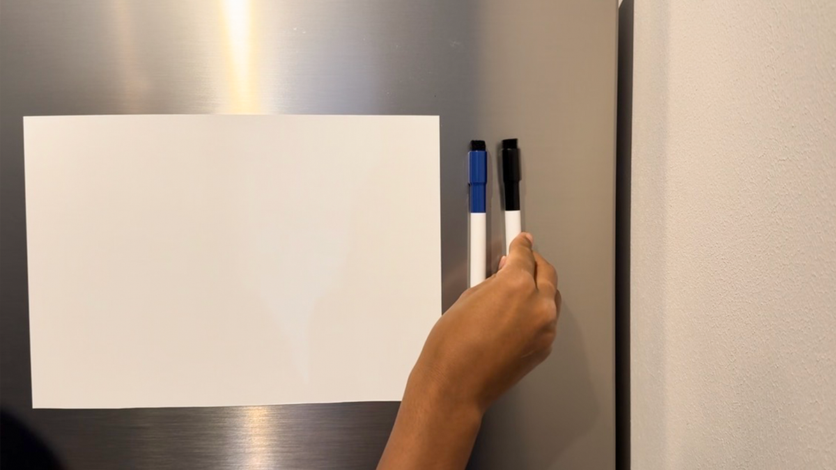 Tableau Magnétique CLARÉE + 3 stylos inclus